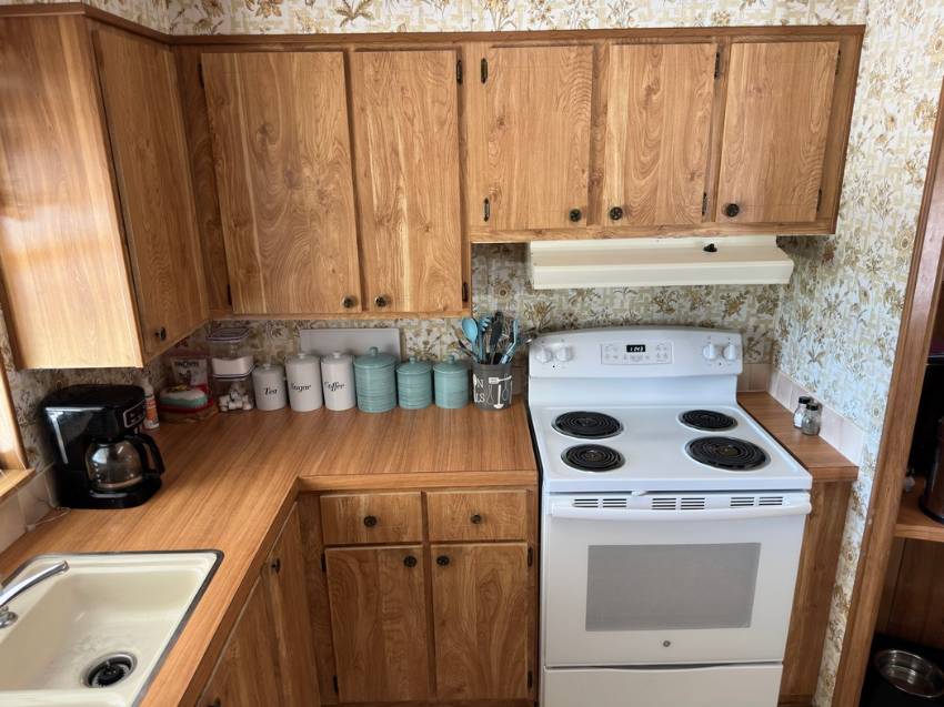 326 Geneva Drive a Winter Haven, FL Mobile or Manufactured Home for Sale